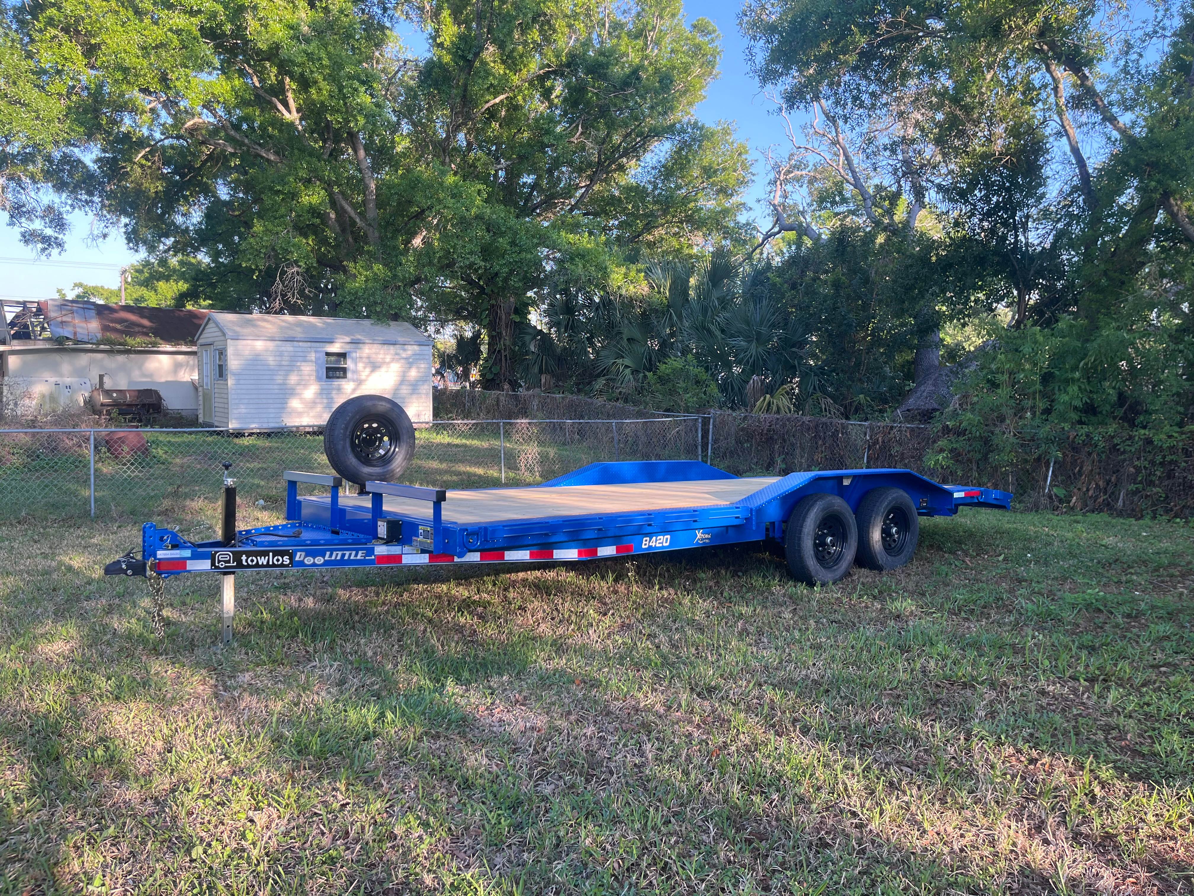 Car hauler trailer rental Tampa FL - Heavy-duty flatbed trailers for vehicle transport